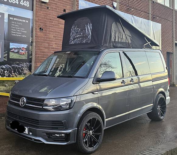 VW Transporter T6.1 rock & roll bed