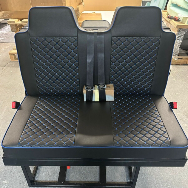 3/4 4PC Rock & Roll Bed. VW T4 T5 T6 Custom Vivaro Trafic Campervan (D Blue)